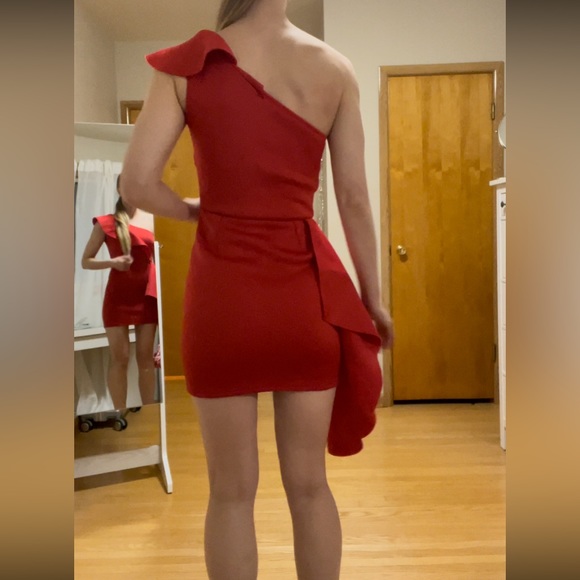 Beautiful Red Bodycon Dress - Picture 5 of 11
